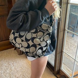 Coach shoulder bag No. k1176-f15067